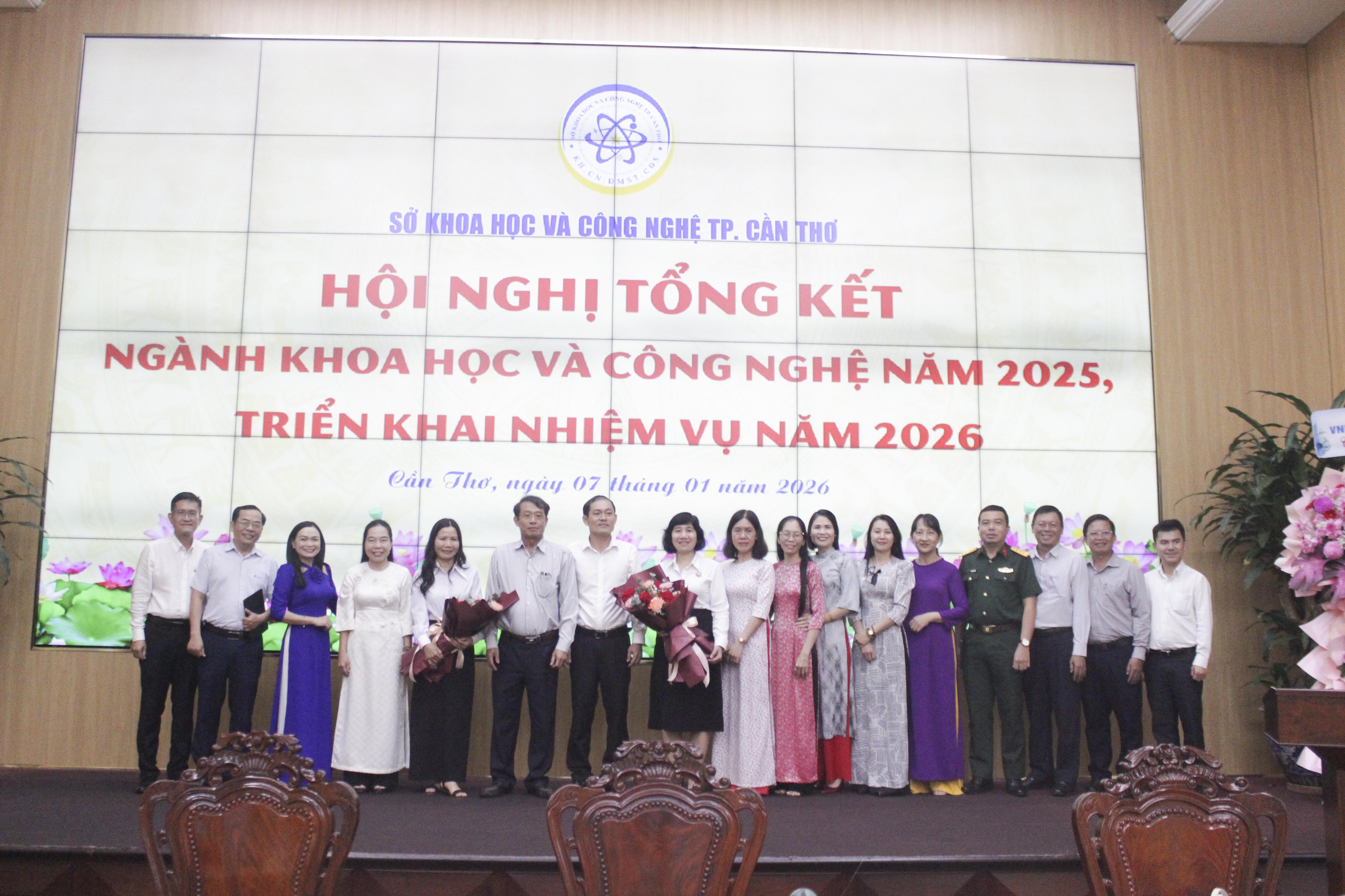 [07-01-25]-Tong ket nganh-Luuniem