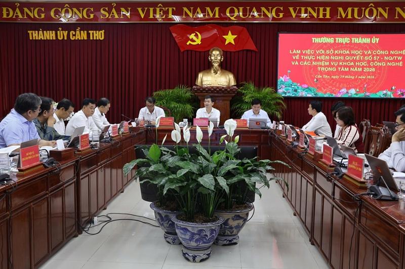Bí thư Thành ủy Lê Quang Tùng: Giải quyết bài toán căn cơ, đưa khoa học công nghệ, đổi mới sáng tạo và chuyển đổi số đi vào thực chất