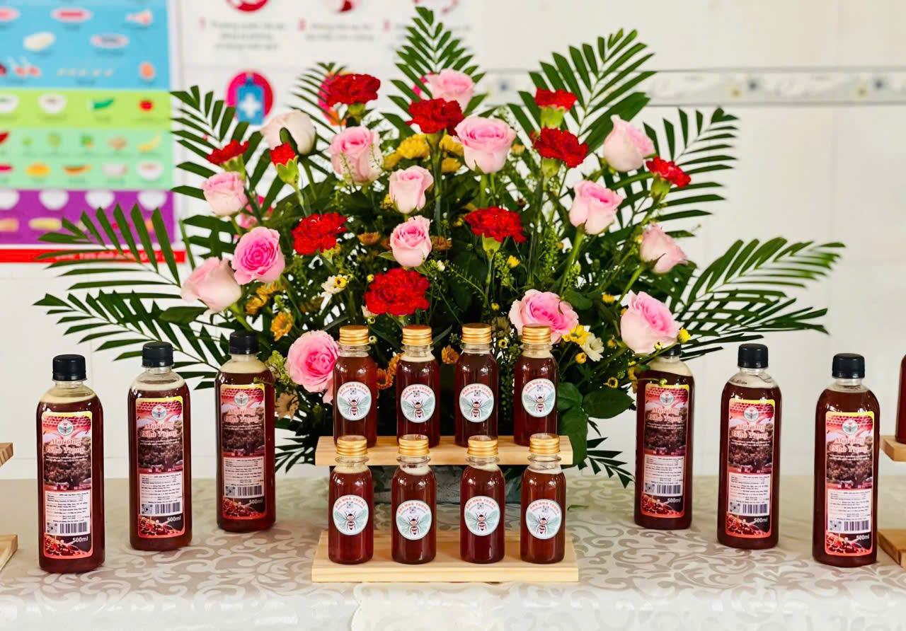 Mật ong Nhà Trọng – Giọt ngọt tinh khiết từ thiên nhiên miền Tây